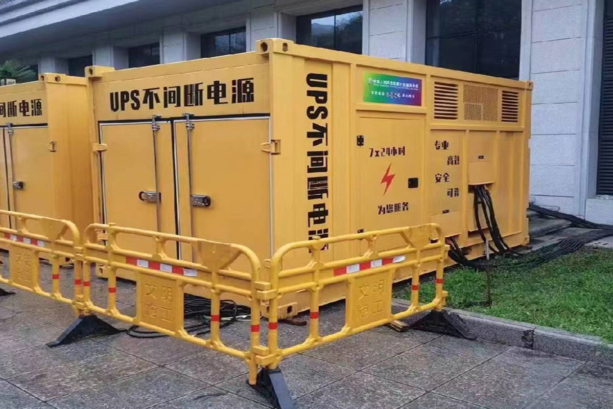 松柏镇发电机租赁施工现场